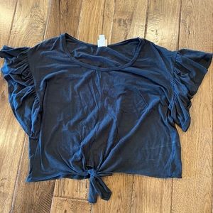 short flare sleeve top